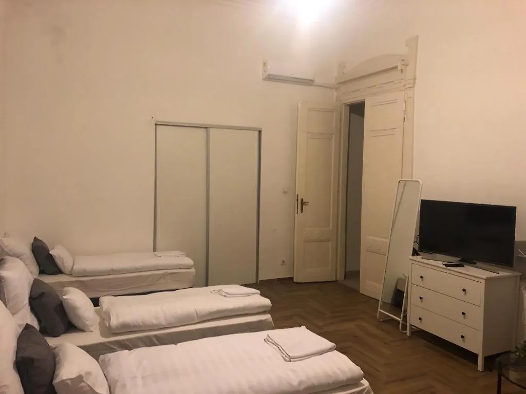 Appartement Prime Time Vaci Boedapest Hongarije